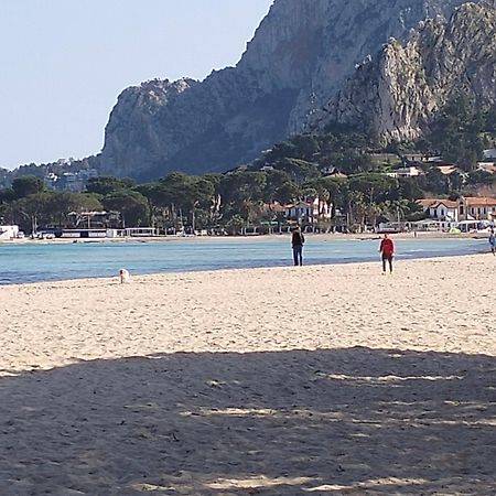 Mondello Ashur Margot House Palermo Eksteriør bilde